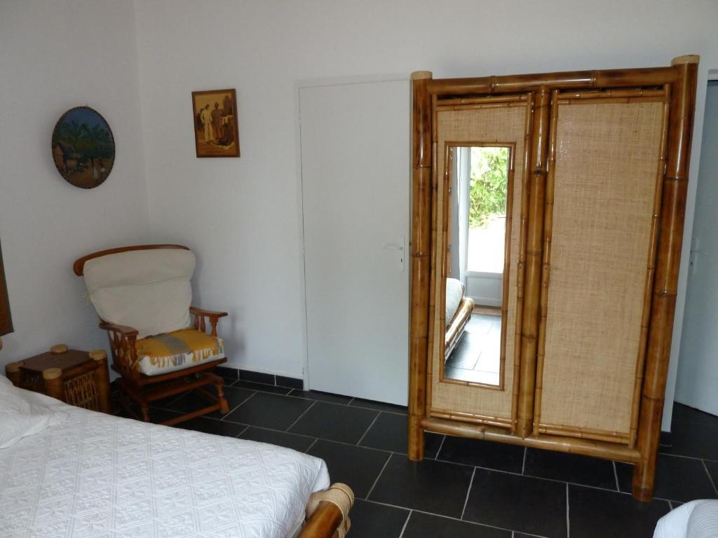 Le Vieux Vauvert Bed & Breakfast Rochecorbon Room photo