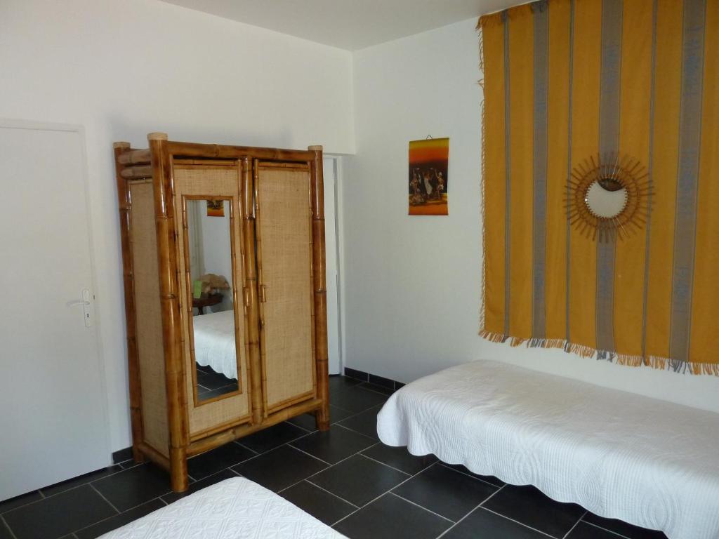 Le Vieux Vauvert Bed & Breakfast Rochecorbon Room photo