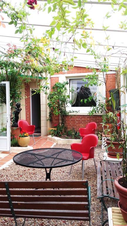 Le Vieux Vauvert Bed & Breakfast Rochecorbon Exterior photo